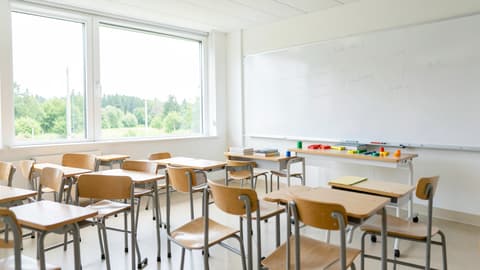 Illustration för AI-integration i Skolval och Lärarutbildning